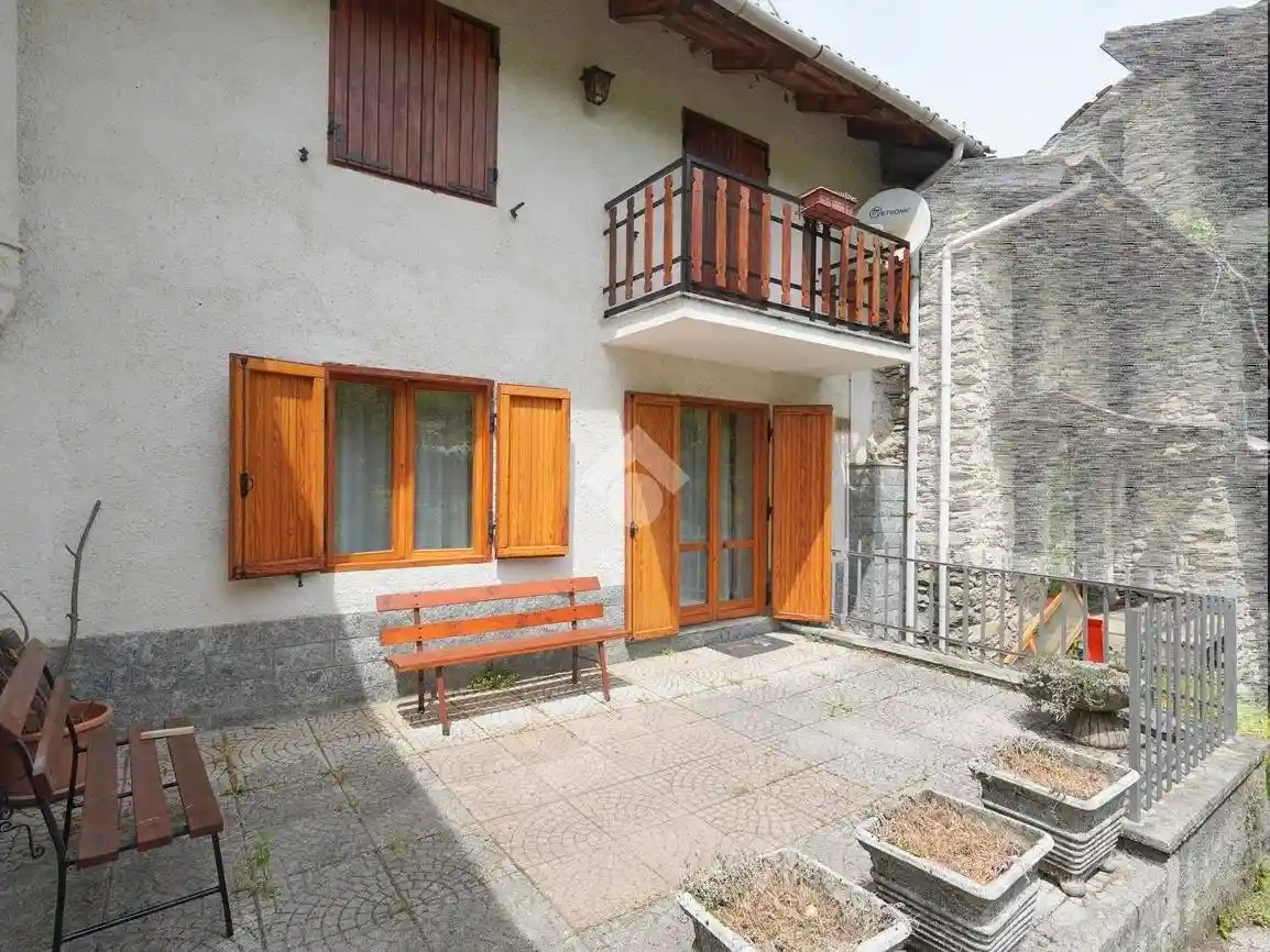 Casa indipendente in vendita a Gravere