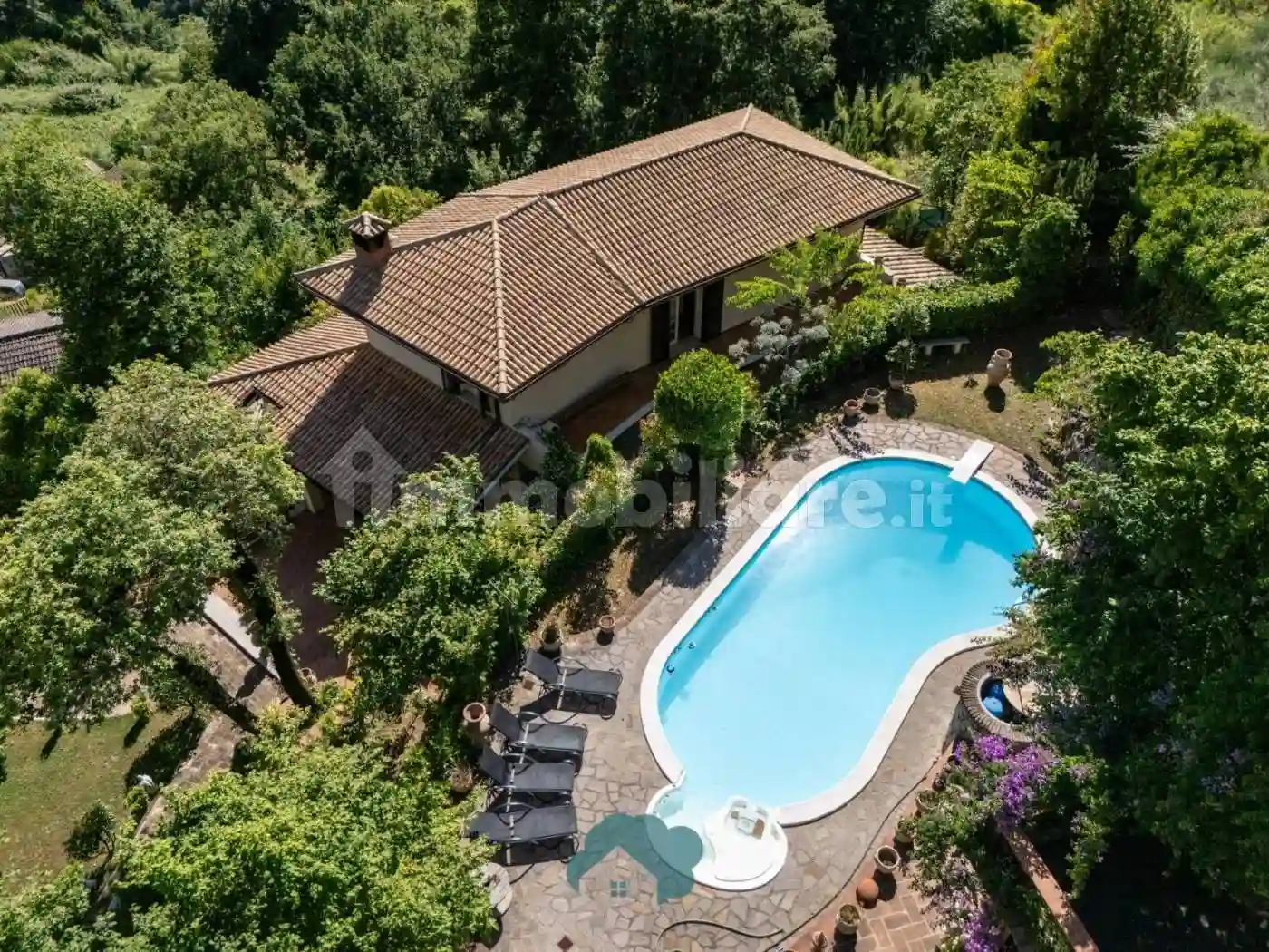 Villa - foto 2