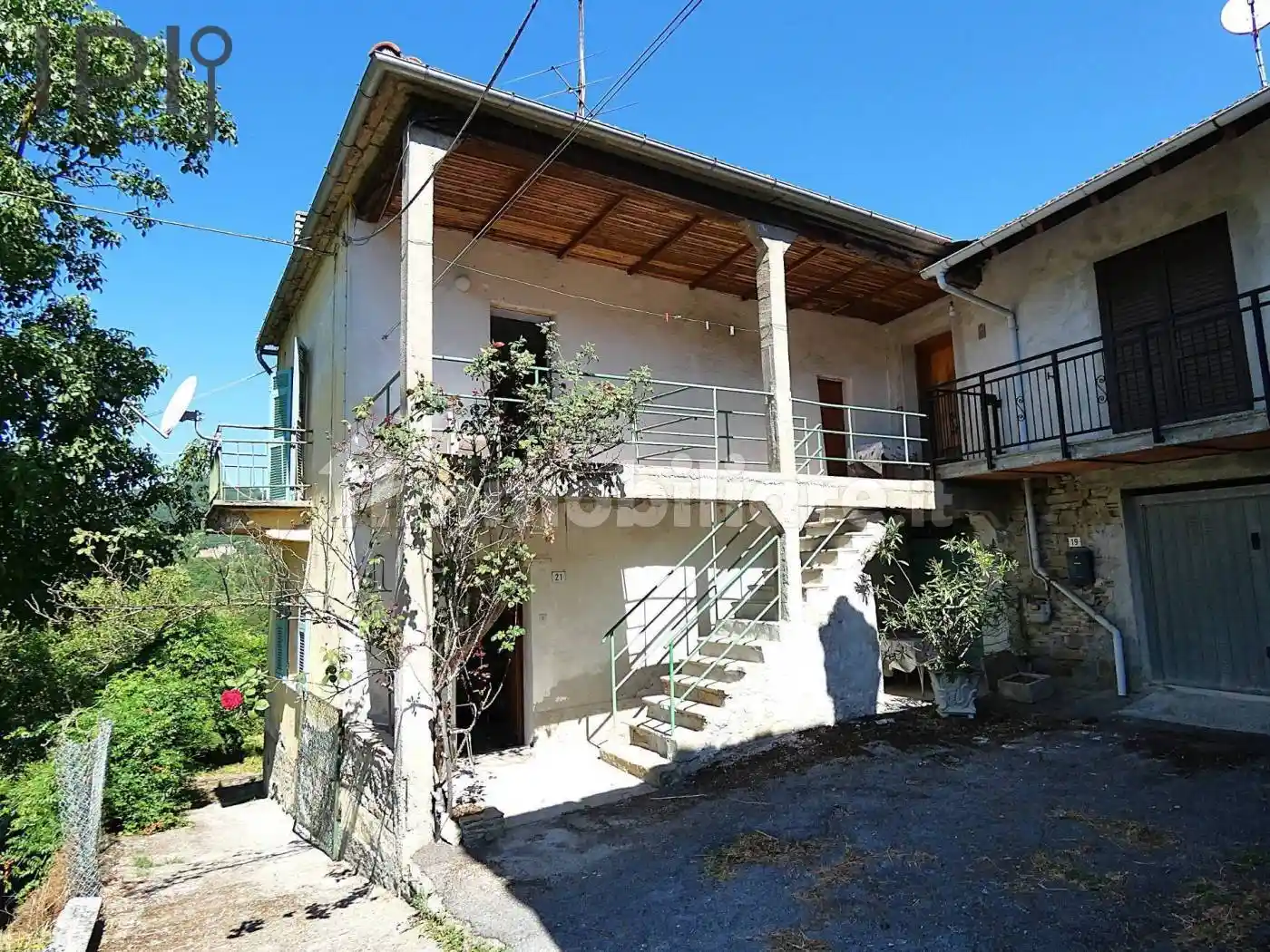 Casa indipendente in vendita a Piana Crixia