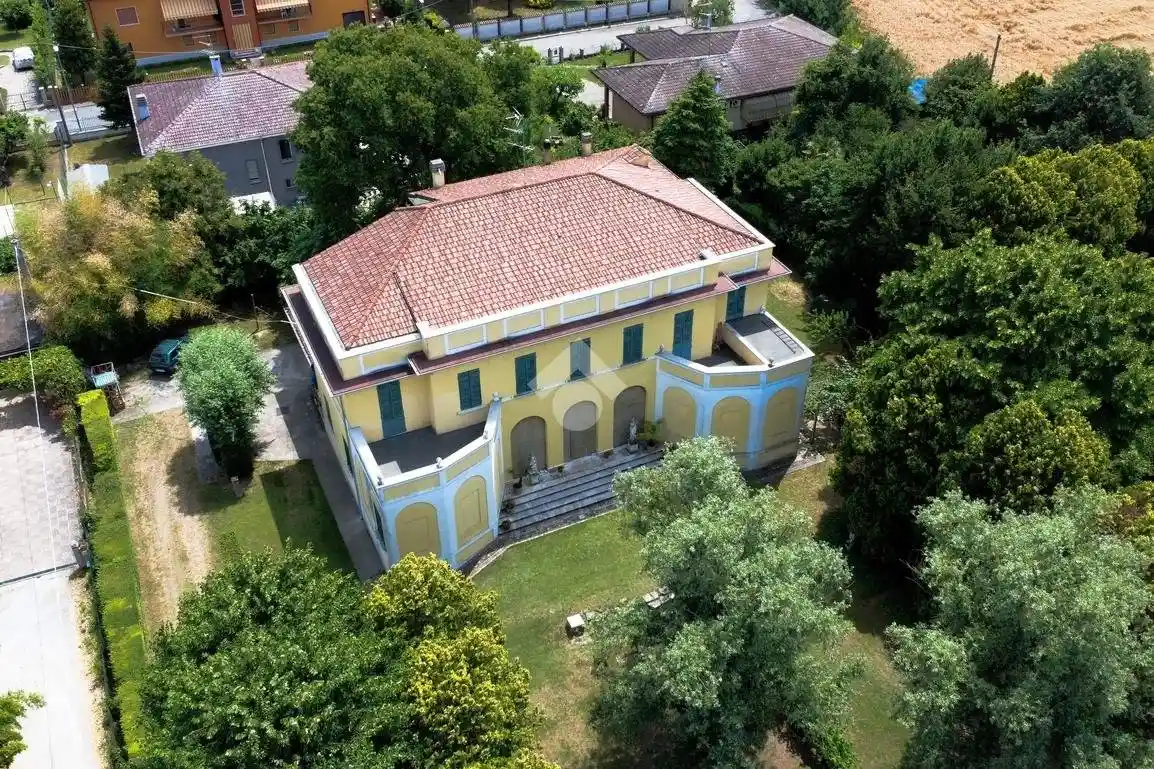 Villa in vendita a San Giorgio Bigarello