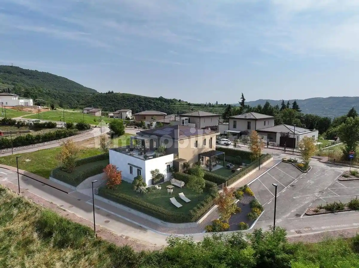 Appartamento in vendita a Grezzana