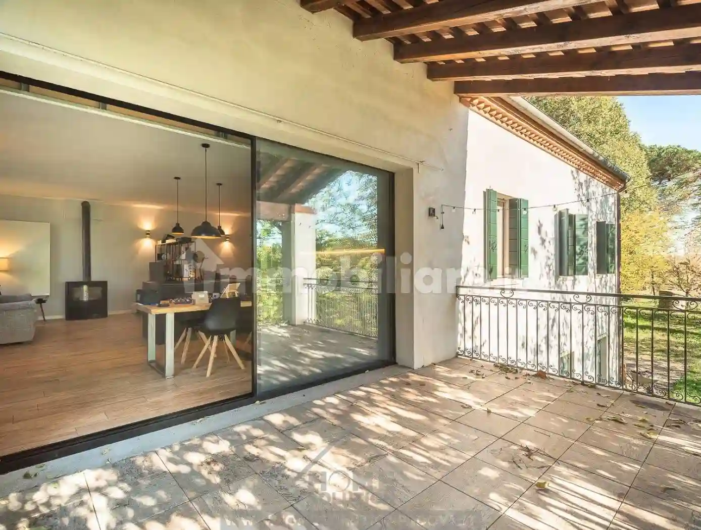 Villa - foto 2