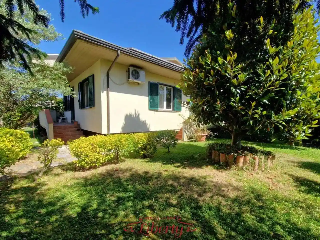 Villa in vendita a Massarosa