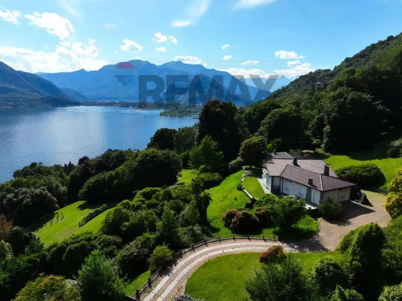 Villa in vendita a Verbania