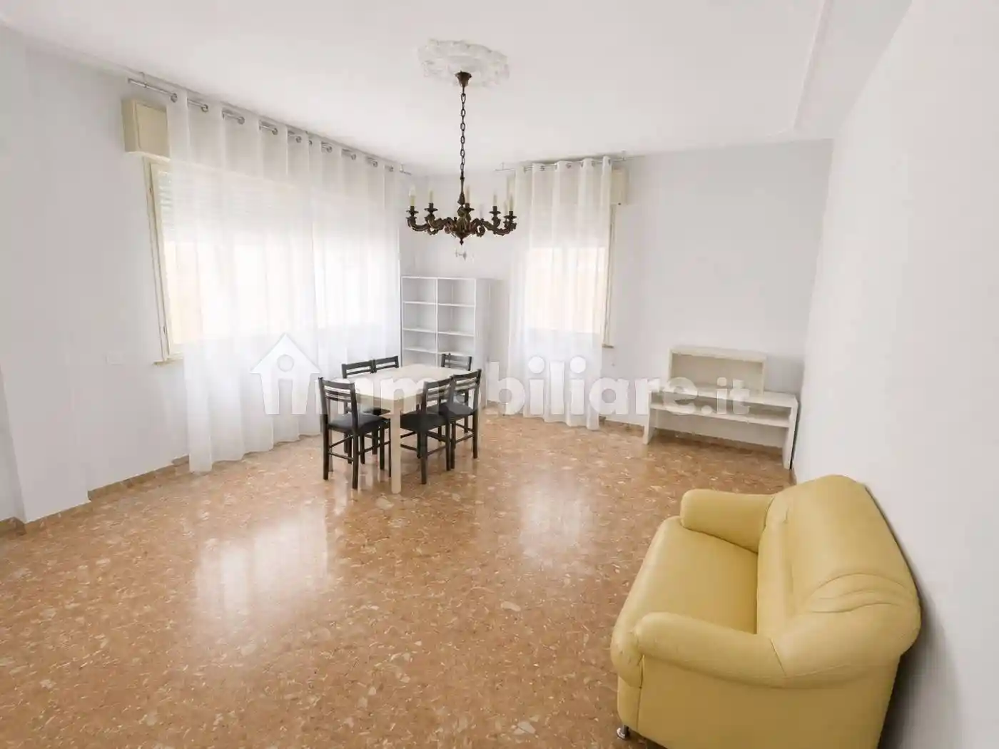 Appartamento in vendita a Pesaro