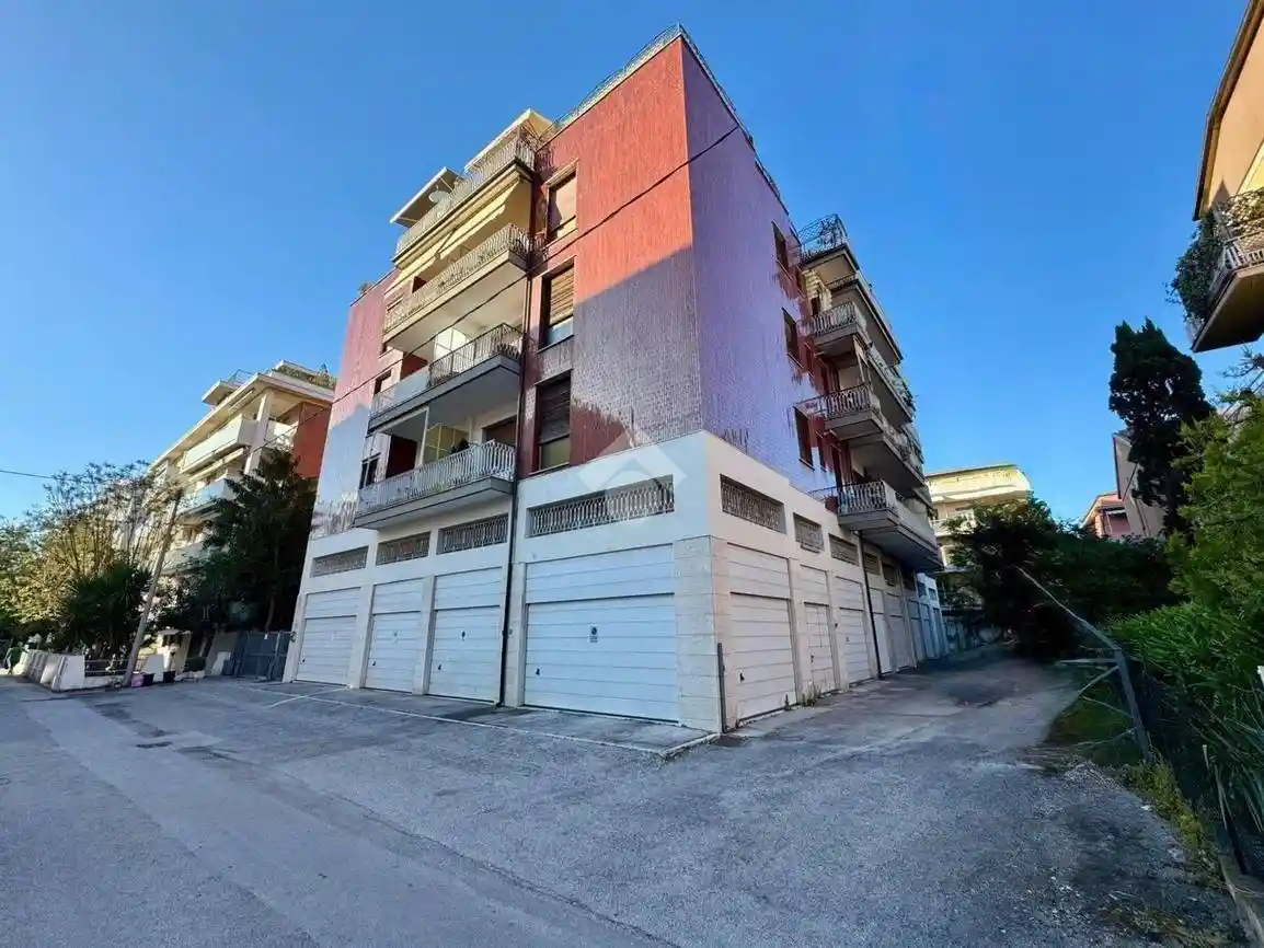 Appartamento in vendita a Pescara