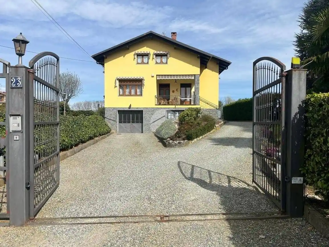 Villa in vendita a Sandigliano