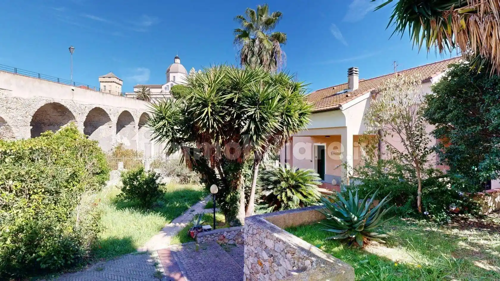Villa in vendita a Loano