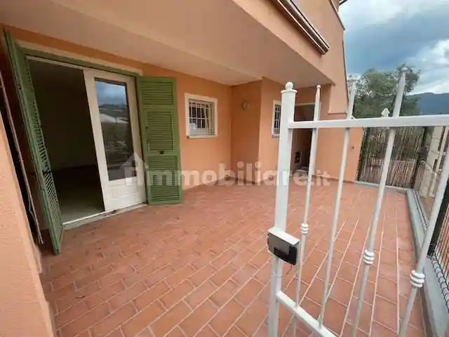 Appartamento in vendita a Sarzana