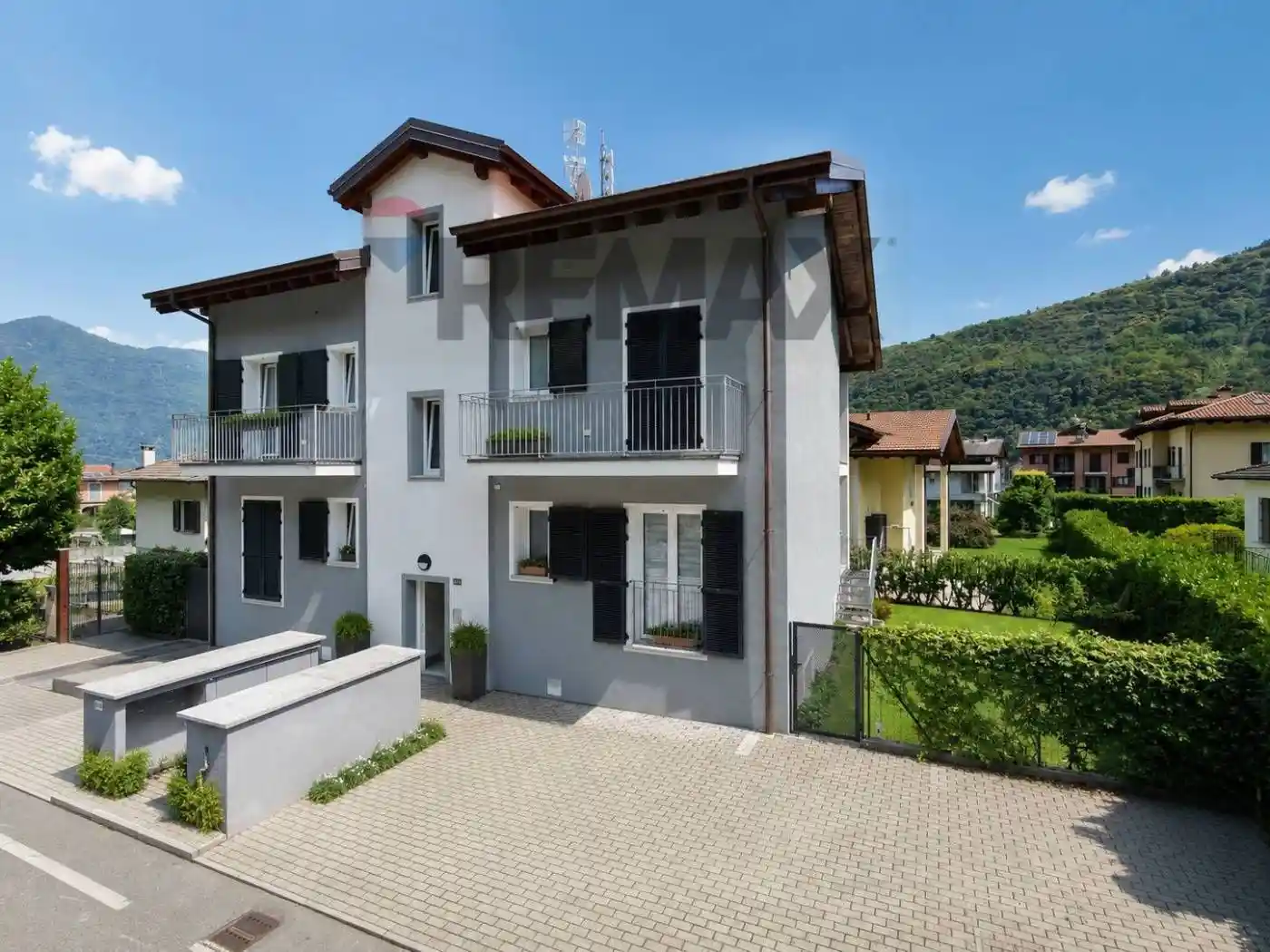 Appartamento in vendita a Cannobio