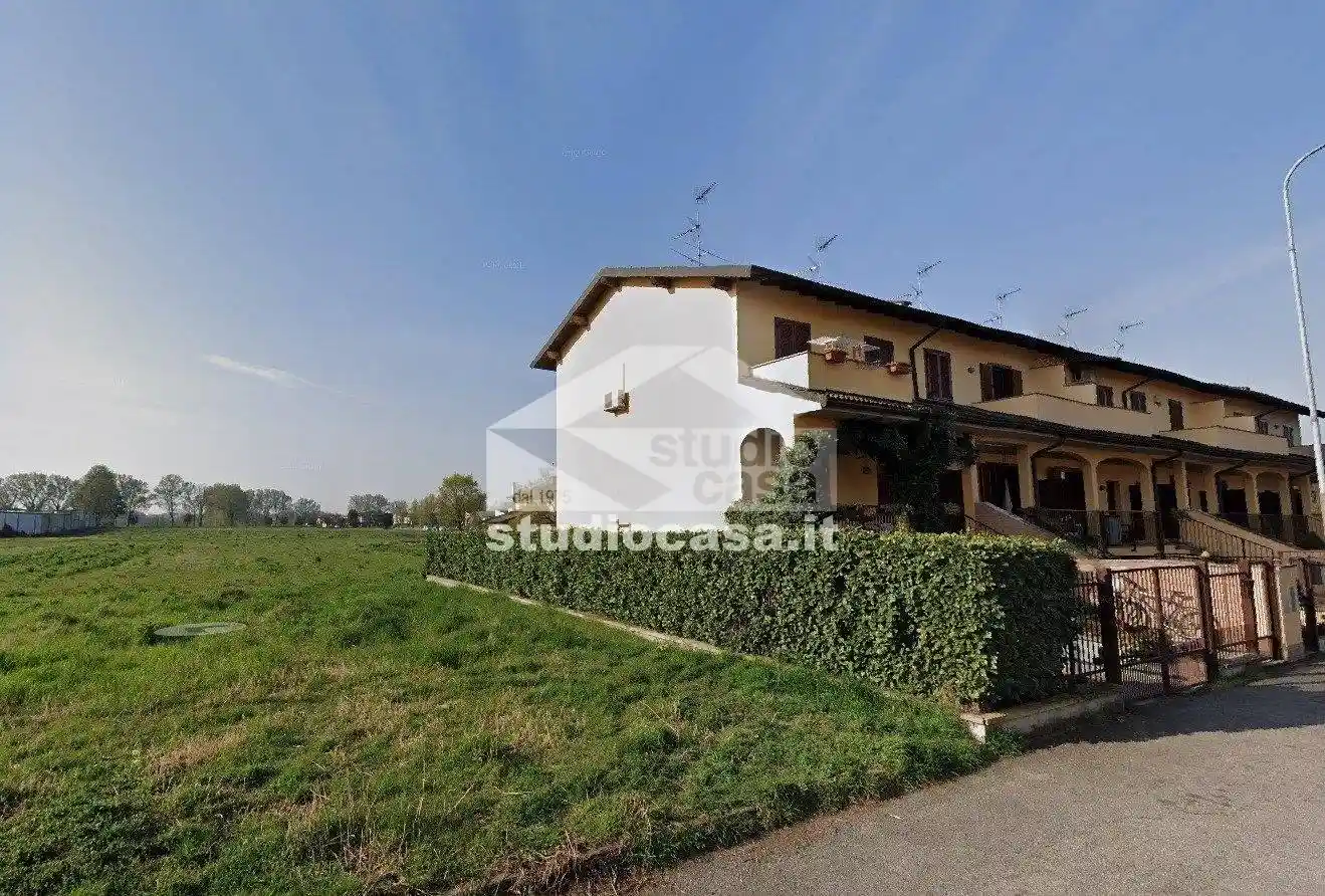 Villetta a schiera in vendita a Lardirago