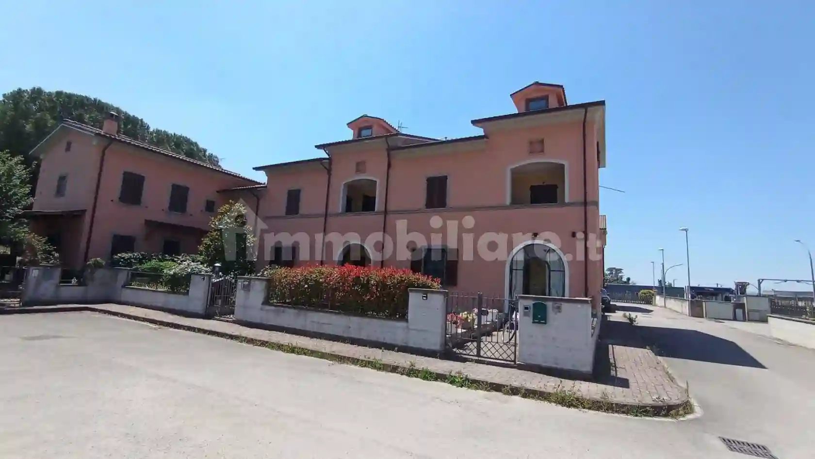 Villetta a schiera - foto 2