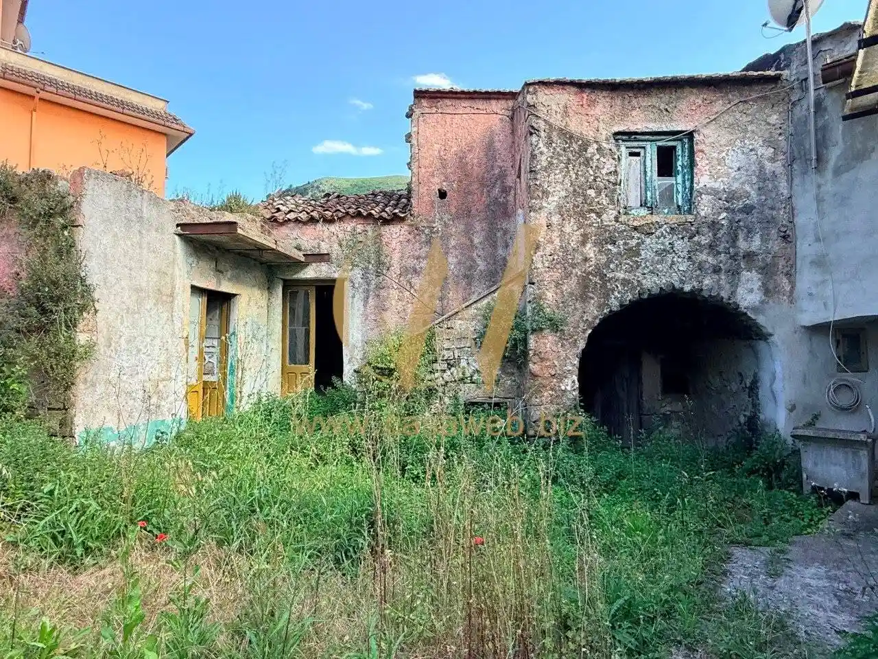 Villa in vendita a Limatola