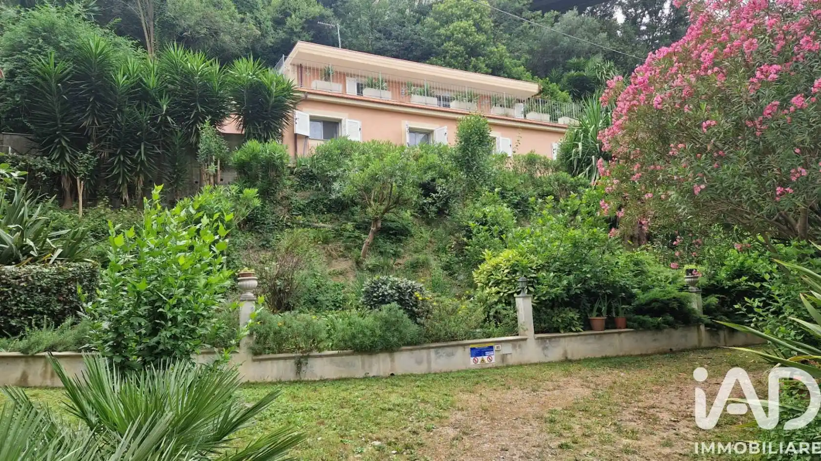 Villa in vendita a Celle Ligure