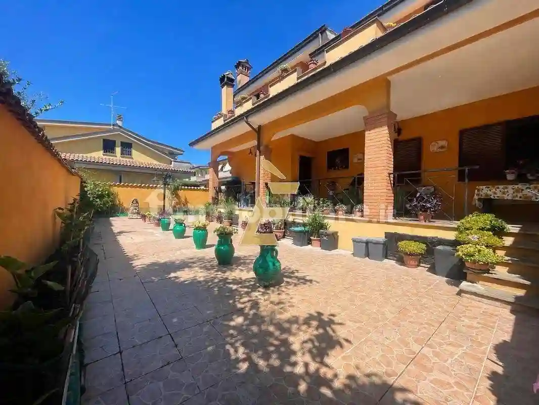 Villetta a schiera - foto 2