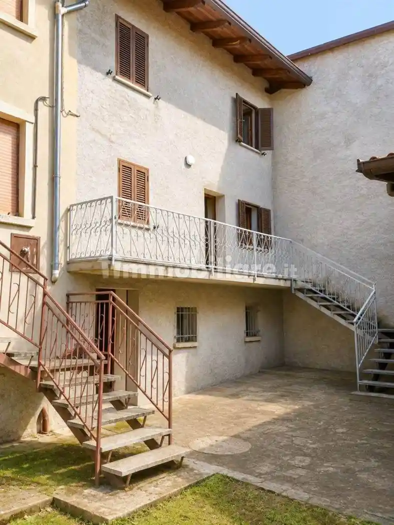 Rustico - Casale in vendita a Bettola