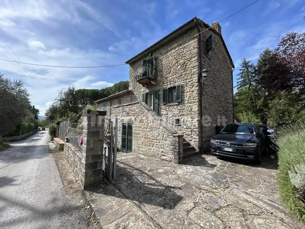 Rustico - Casale in vendita a Cortona