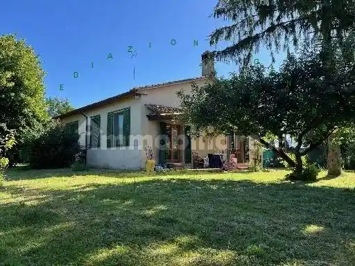 Villa in vendita a Scarperia e San Piero
