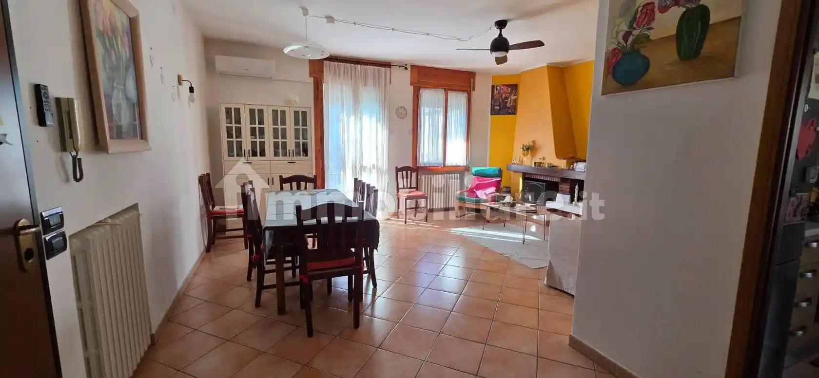 Appartamento in vendita a Quattro Castella