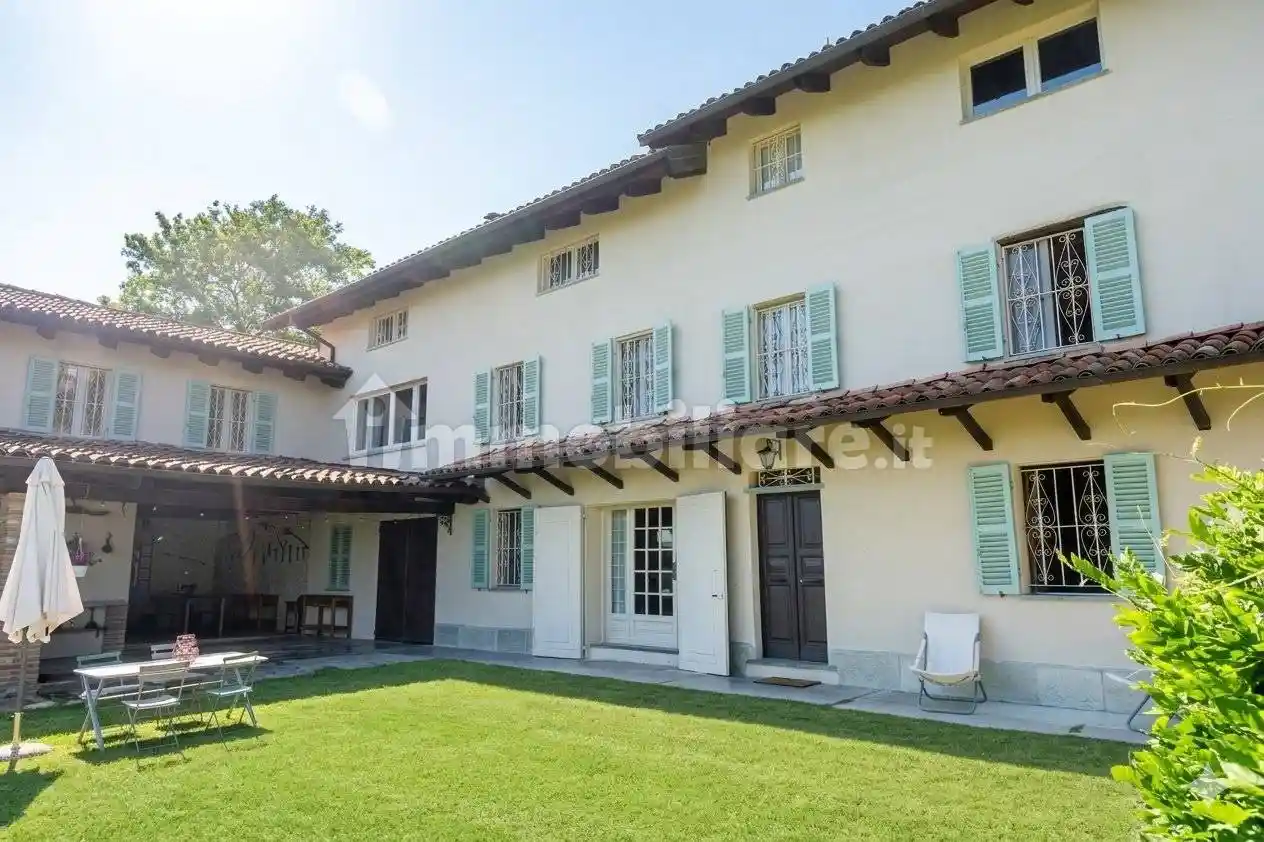 Rustico - Casale in vendita a Nizza Monferrato