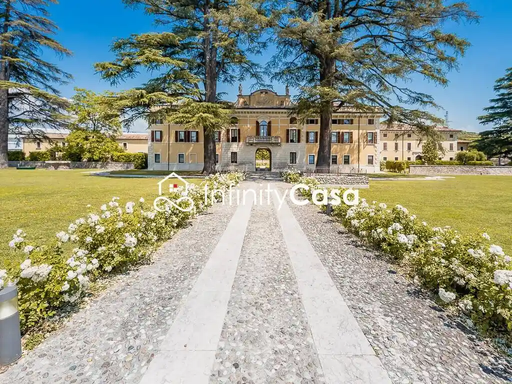 Appartamento in vendita a Sant'Ambrogio di Valpolicella