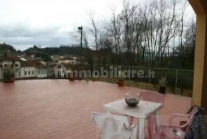 Appartamento in vendita a Reggello
