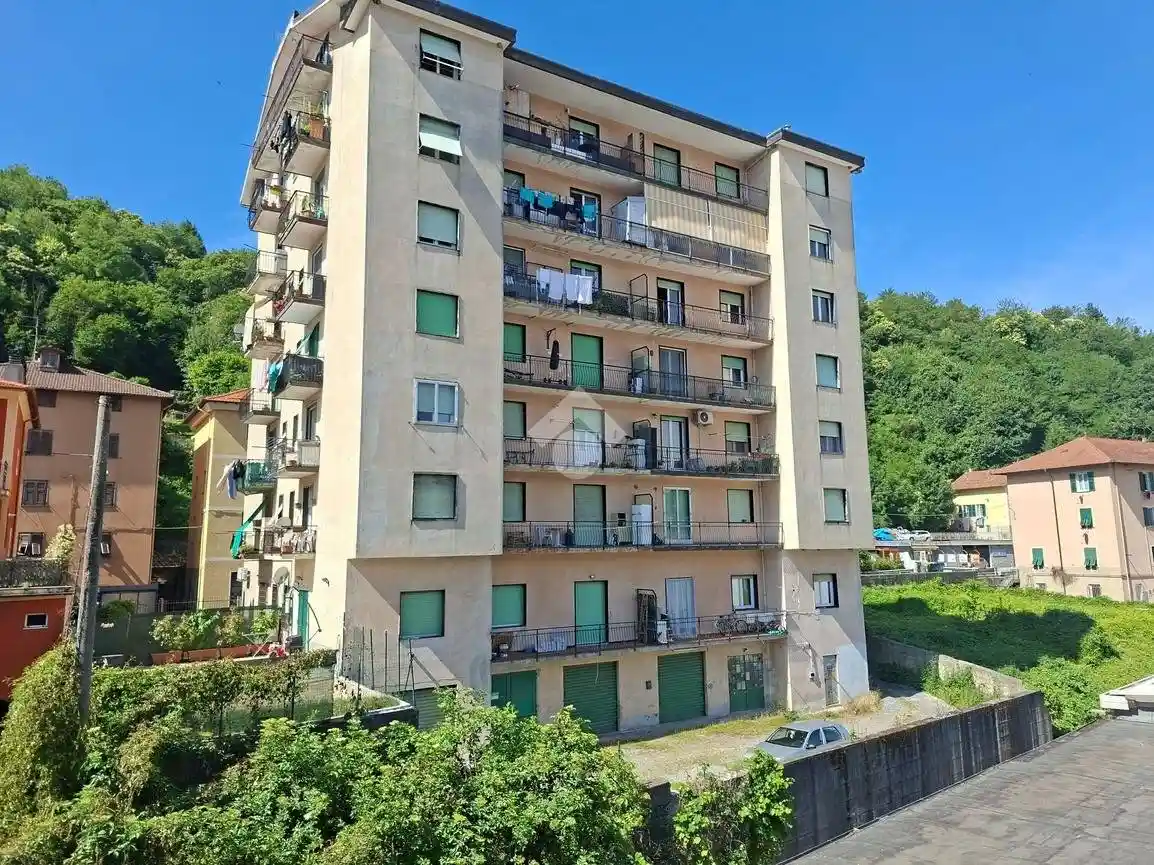 Appartamento in vendita a Savignone