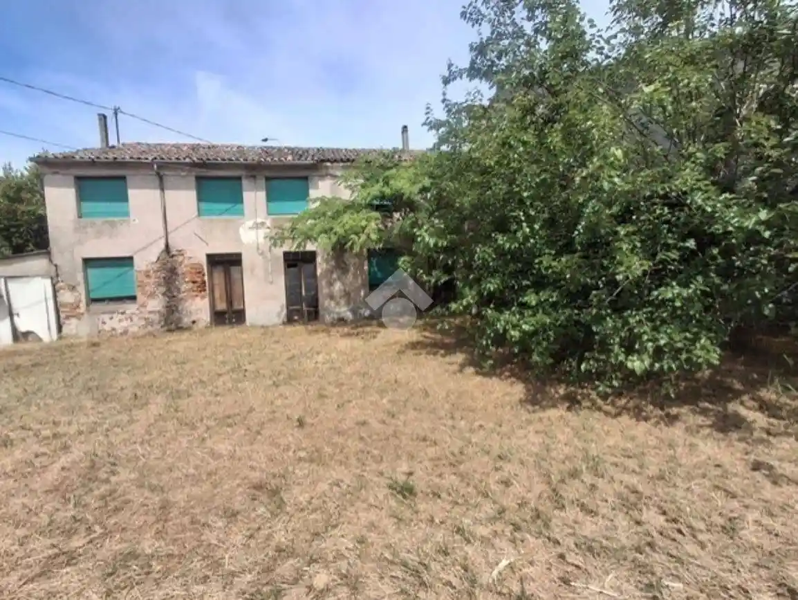 Rustico - Casale in vendita a Bovolone