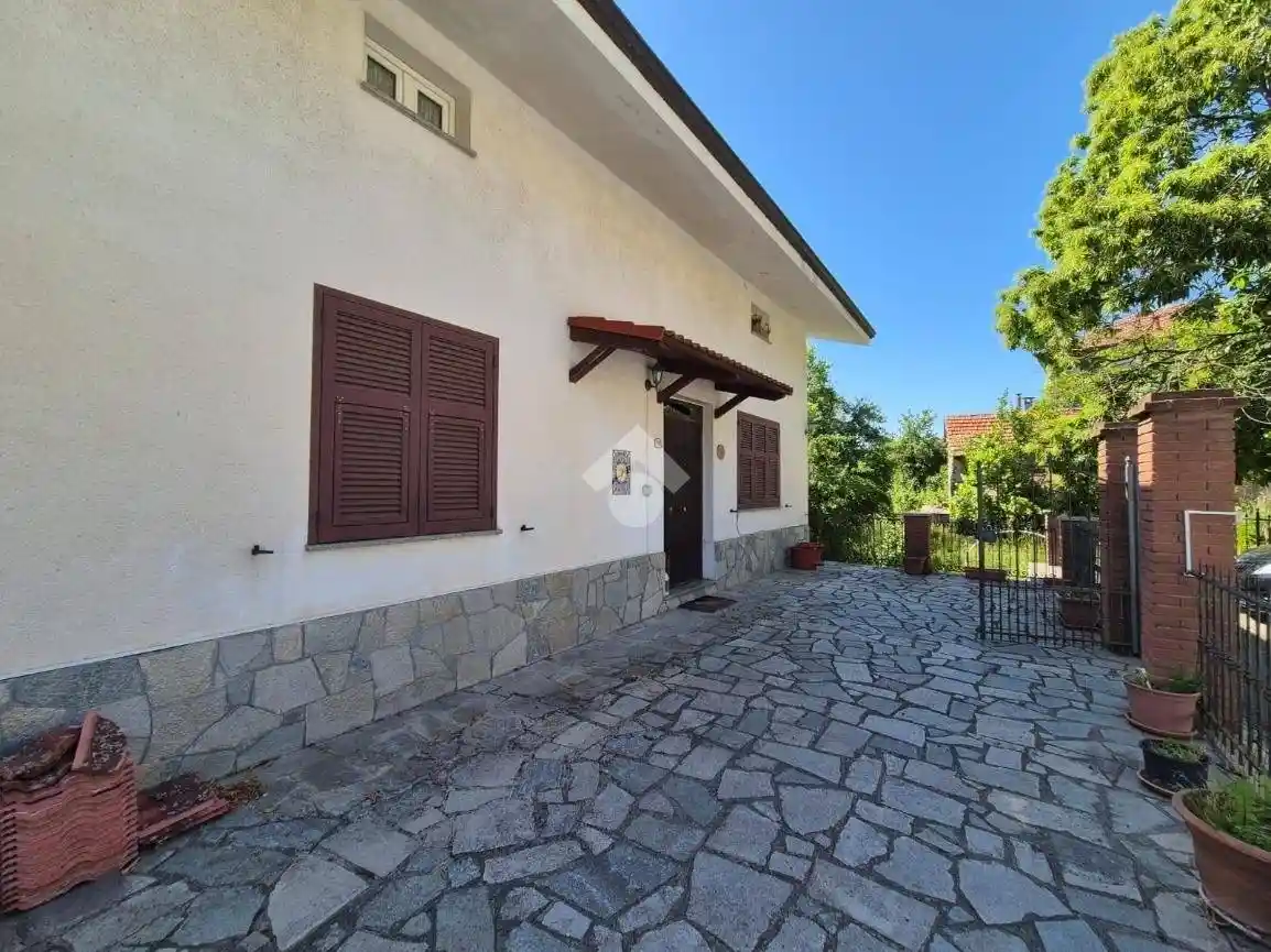 Villa in vendita a Ponzone