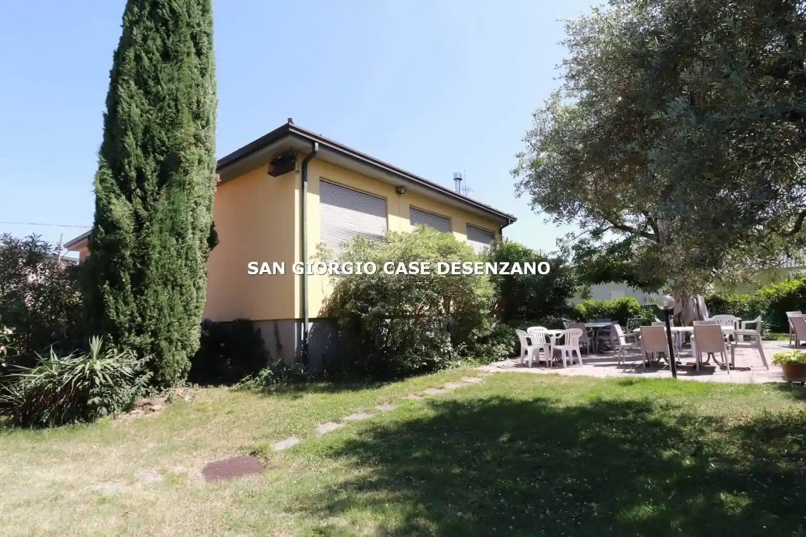 Villa in vendita a Desenzano del Garda