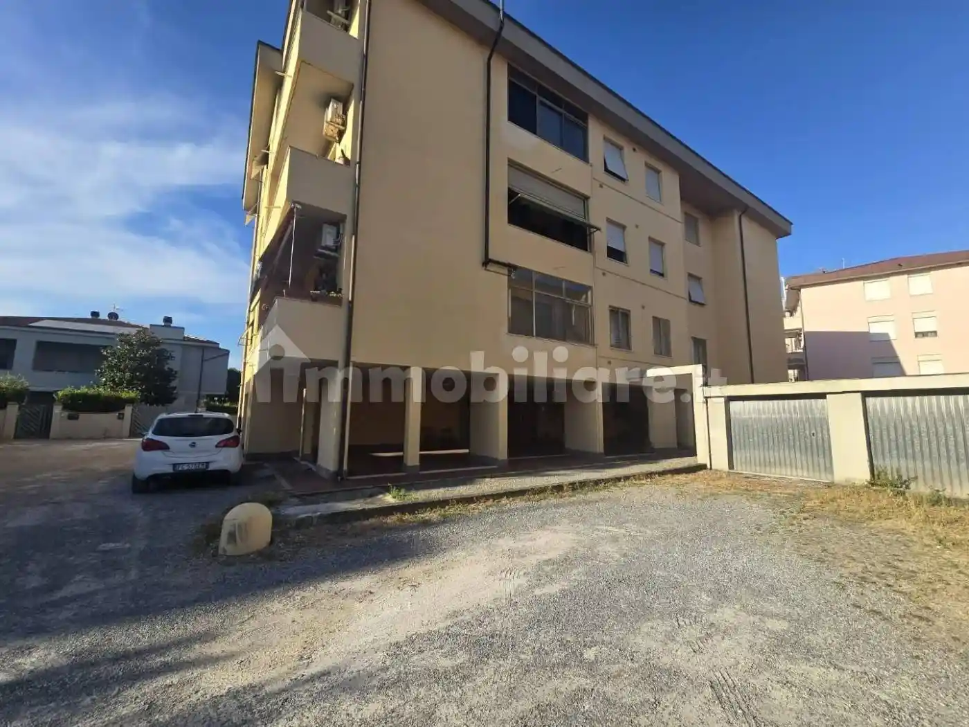 Appartamento in vendita a Calcinaia