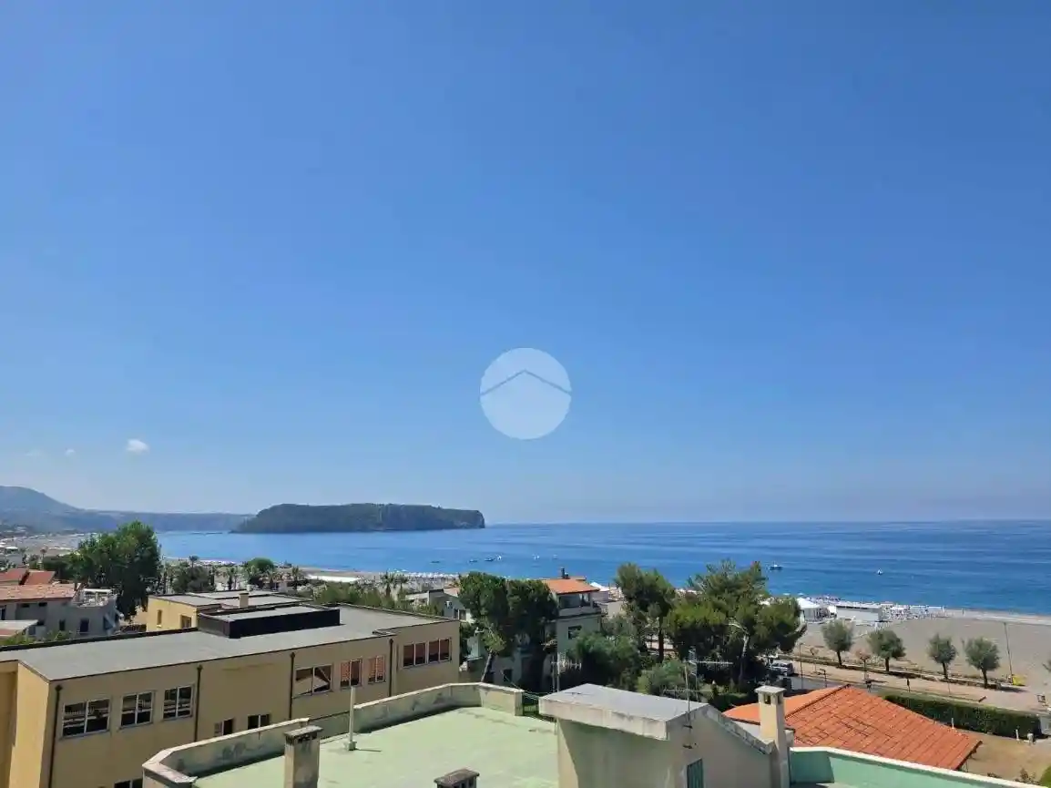 Appartamento in vendita a Praia a Mare
