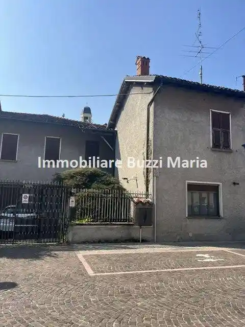 Casa indipendente in vendita a Robecchetto con Induno