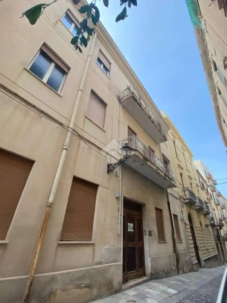 Palazzo - Edificio in vendita a Trapani