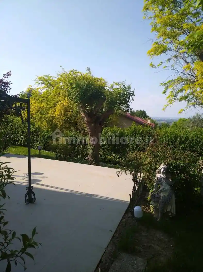 Villa in vendita a Castel San Pietro Terme