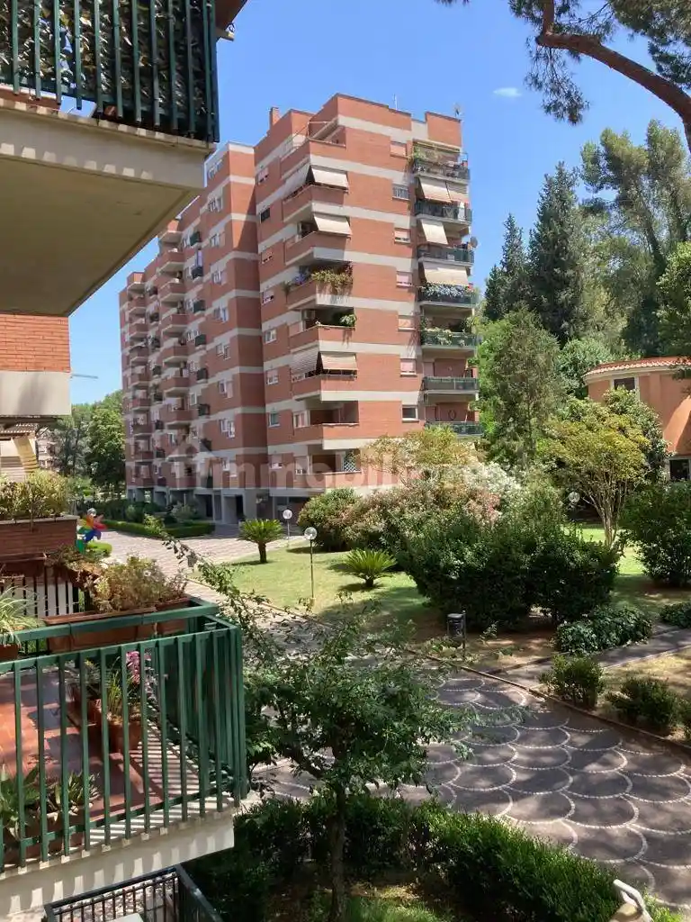 Appartamento in vendita a Roma