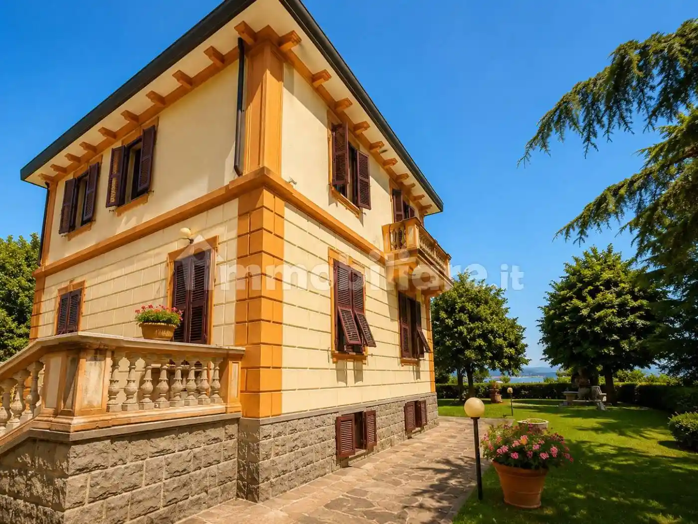 Villa in vendita a La Spezia