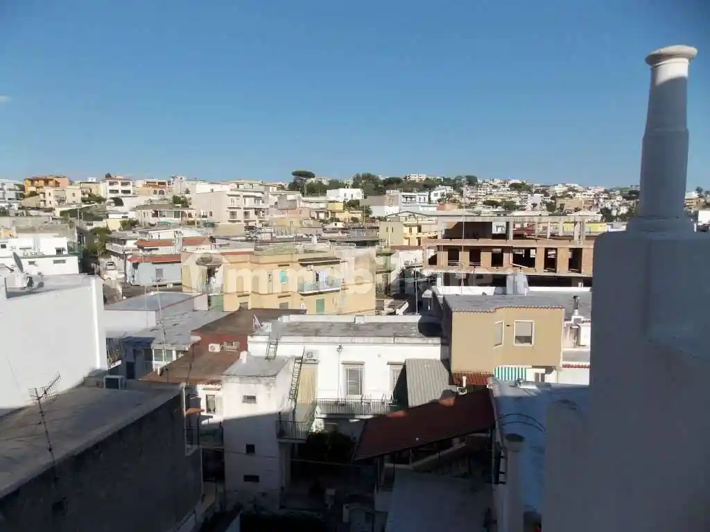 Appartamento in vendita a Monte di Procida