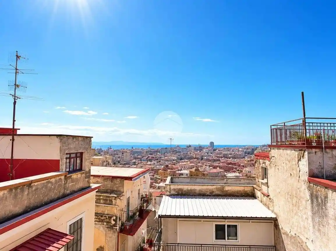 Appartamento in vendita a Napoli