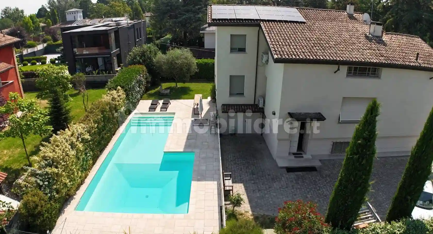 Villa - foto 2