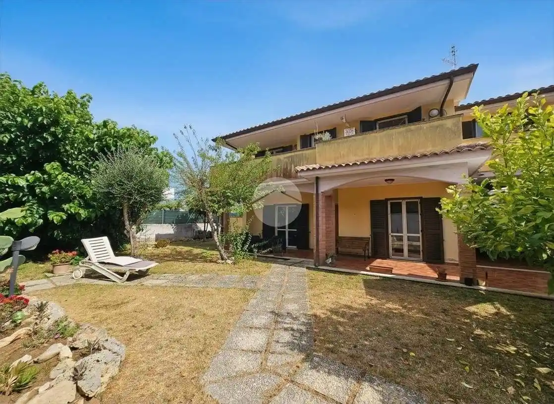 Villa in vendita a Anzio