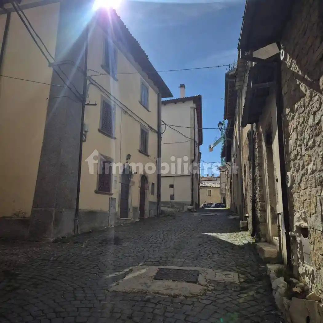 Appartamento in vendita a Rocca di Mezzo