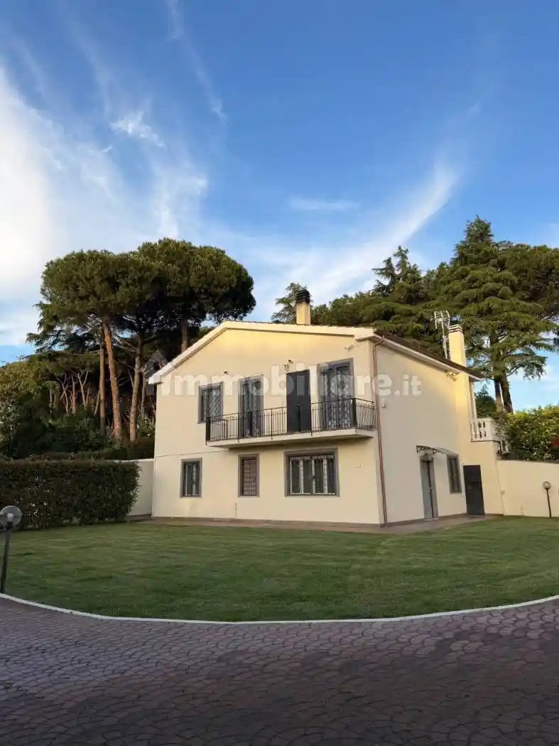 Appartamento in affitto a Marino