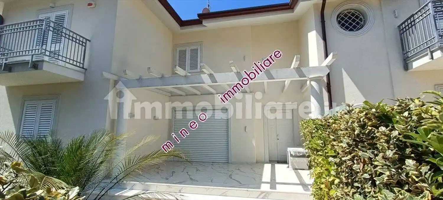 Villa in vendita a Pietrasanta