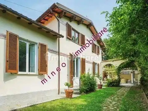 Villa in vendita a Pietrasanta