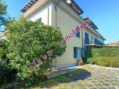 Appartamento in vendita a Massa