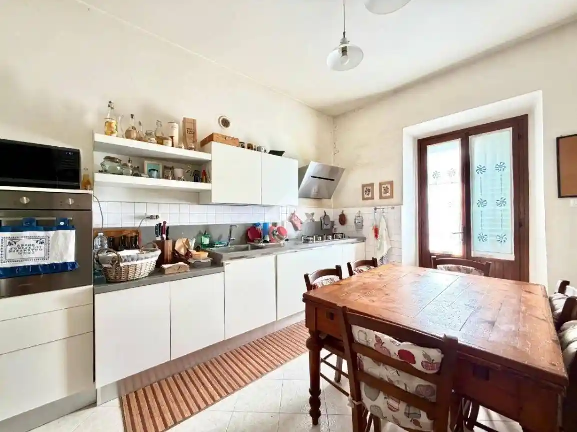Casa indipendente in vendita a Pistoia