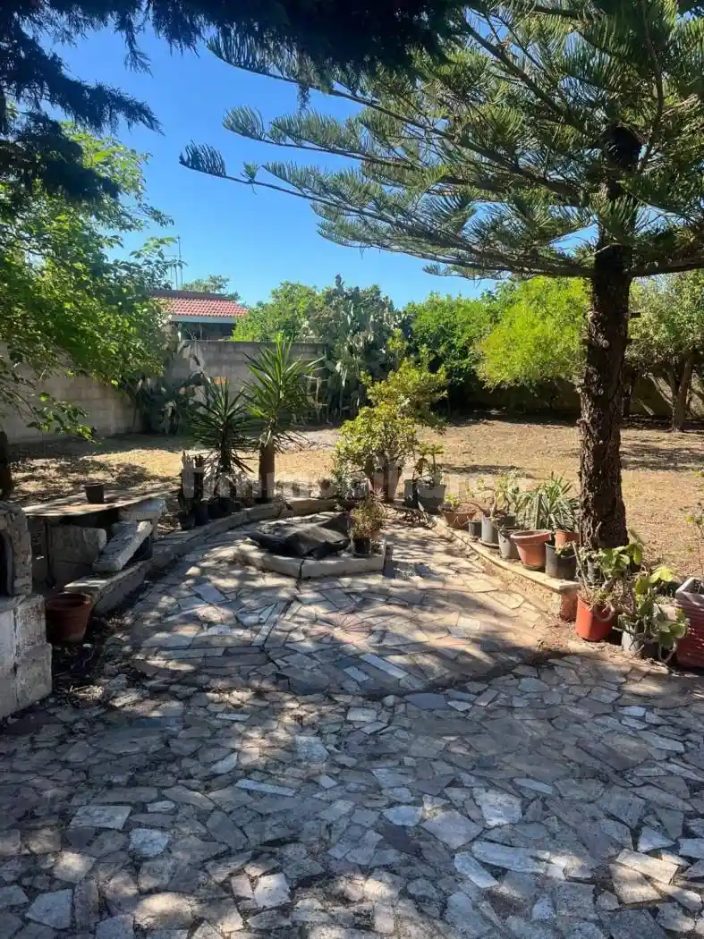 Villa in vendita a Brindisi