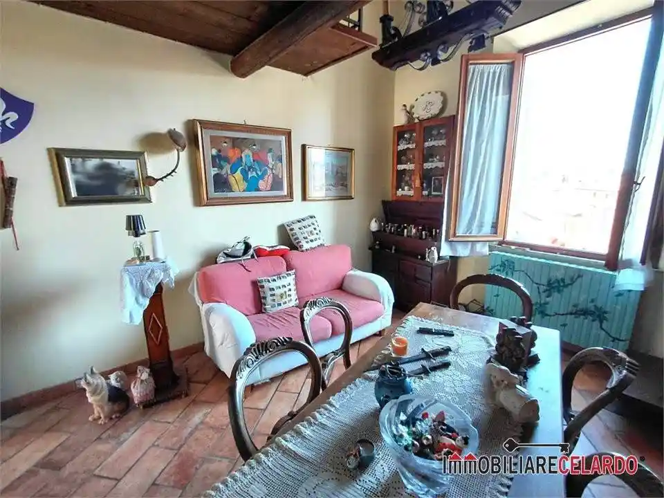 Appartamento in vendita a Colle di Val d'Elsa