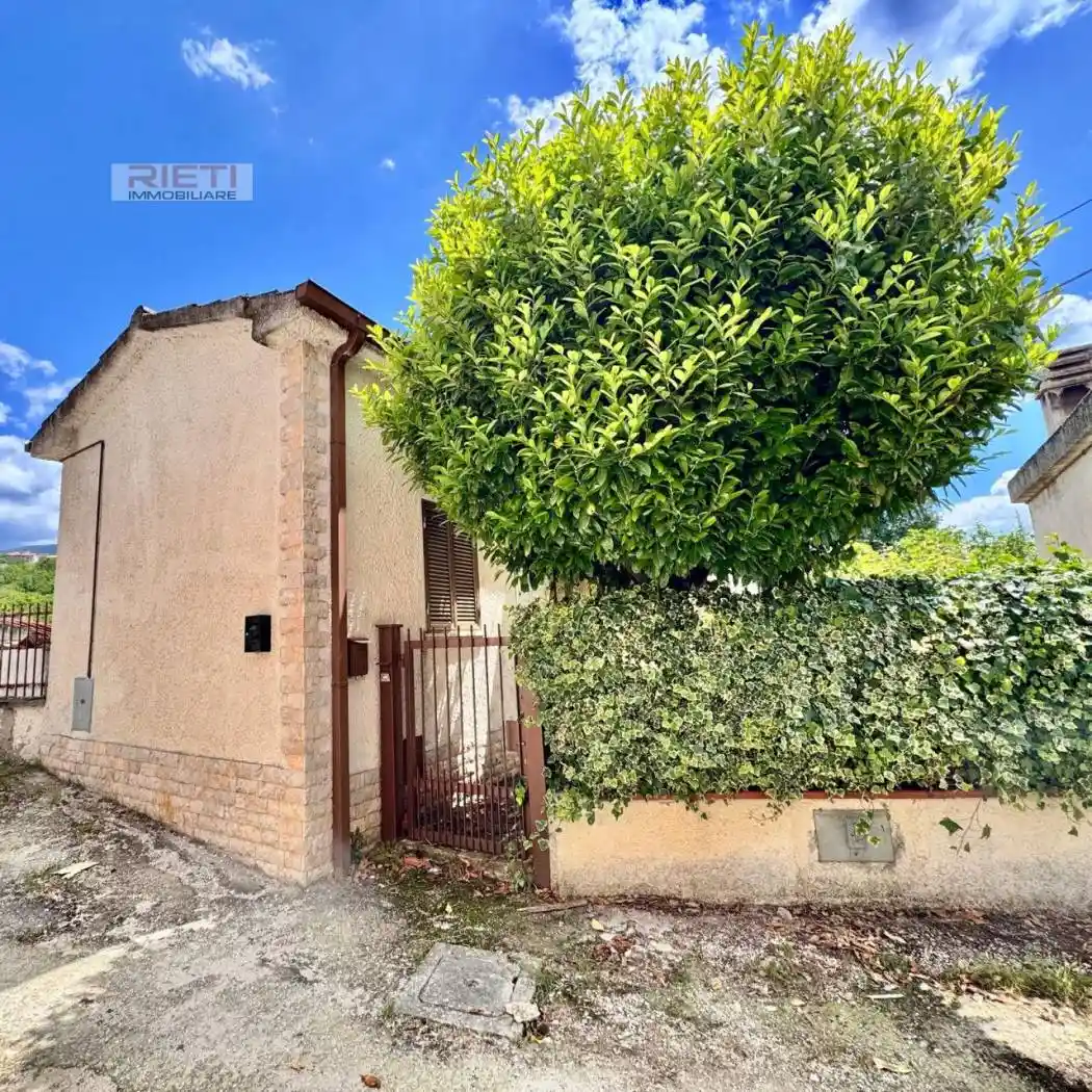 Casa indipendente in vendita a Cantalice